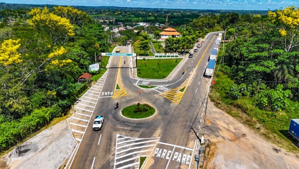DNIT realiza reparos e reforça sinalização na BR-317/AC, na fronteira entre Brasil e Peru